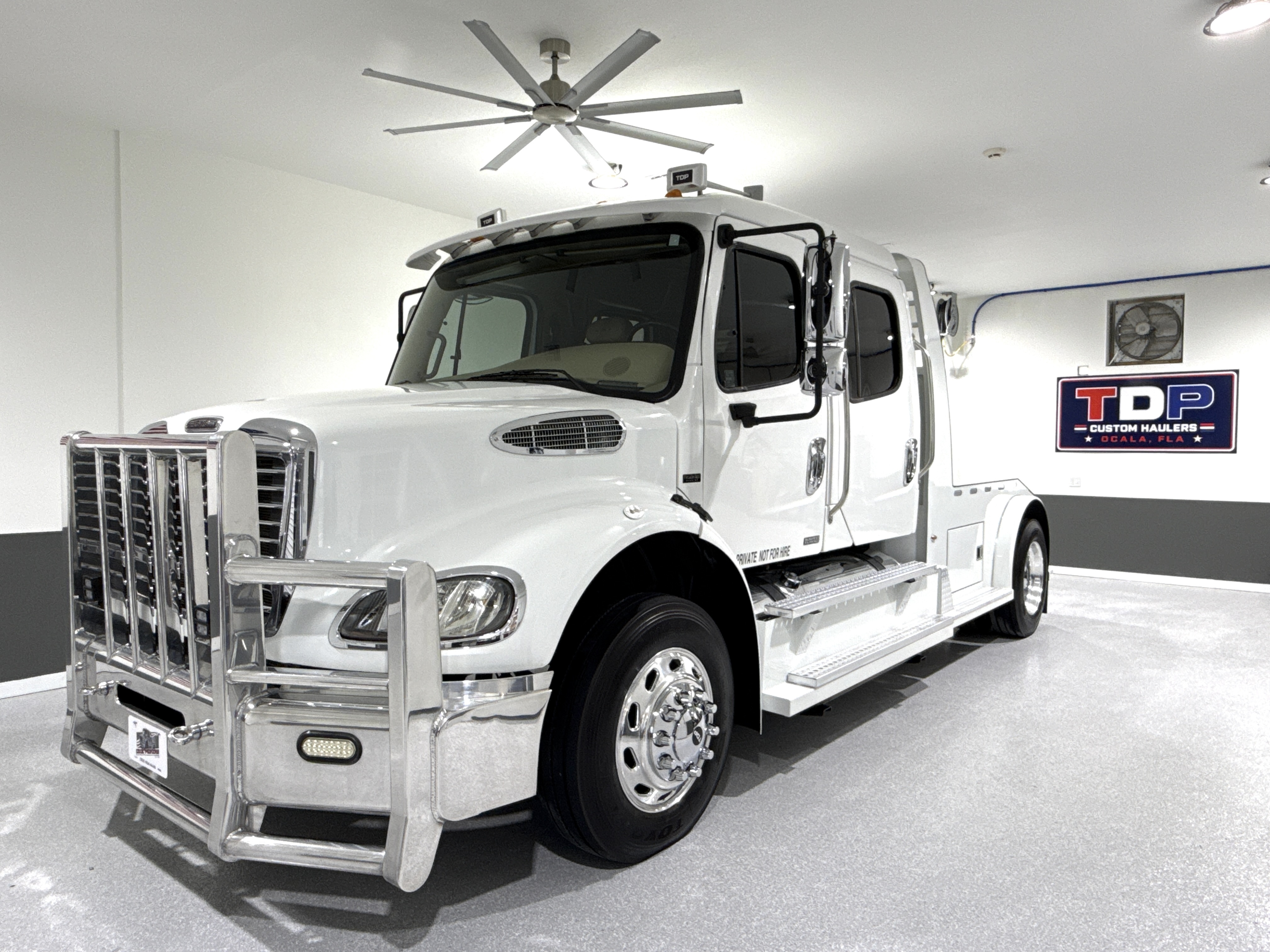 2009 FREIGHTLINER M2 112 2L in Ocala, FL