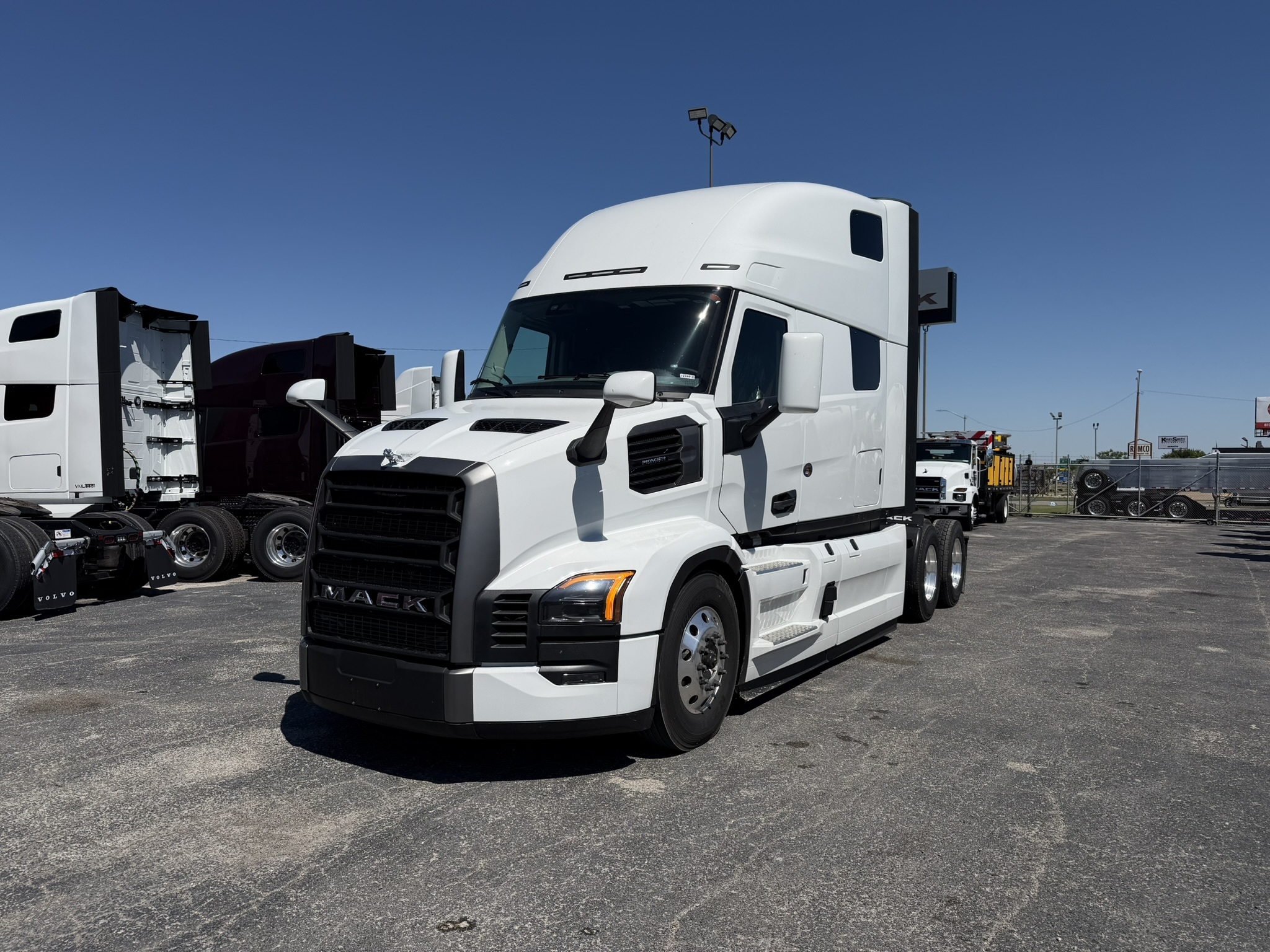 2027 MACK PR64T76H in Fort Worth, TX