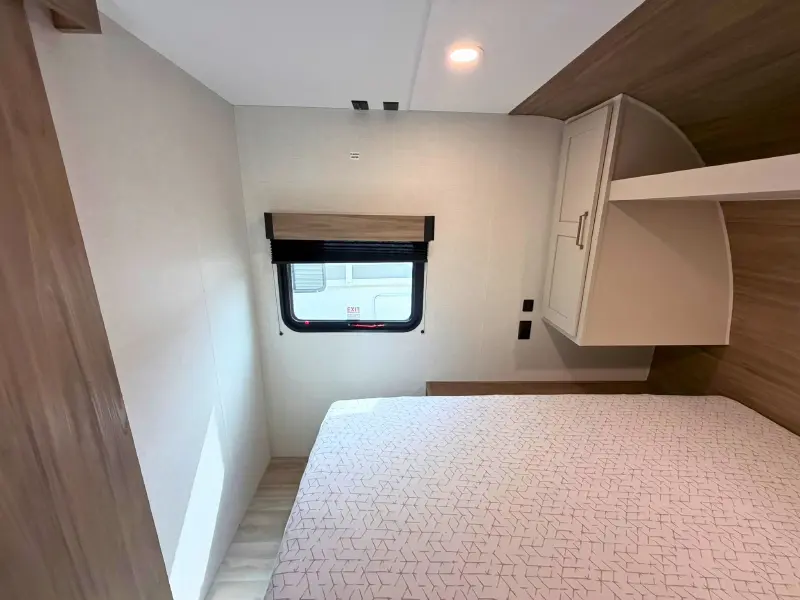 2027 KZ RV Sportsmen 291BHK