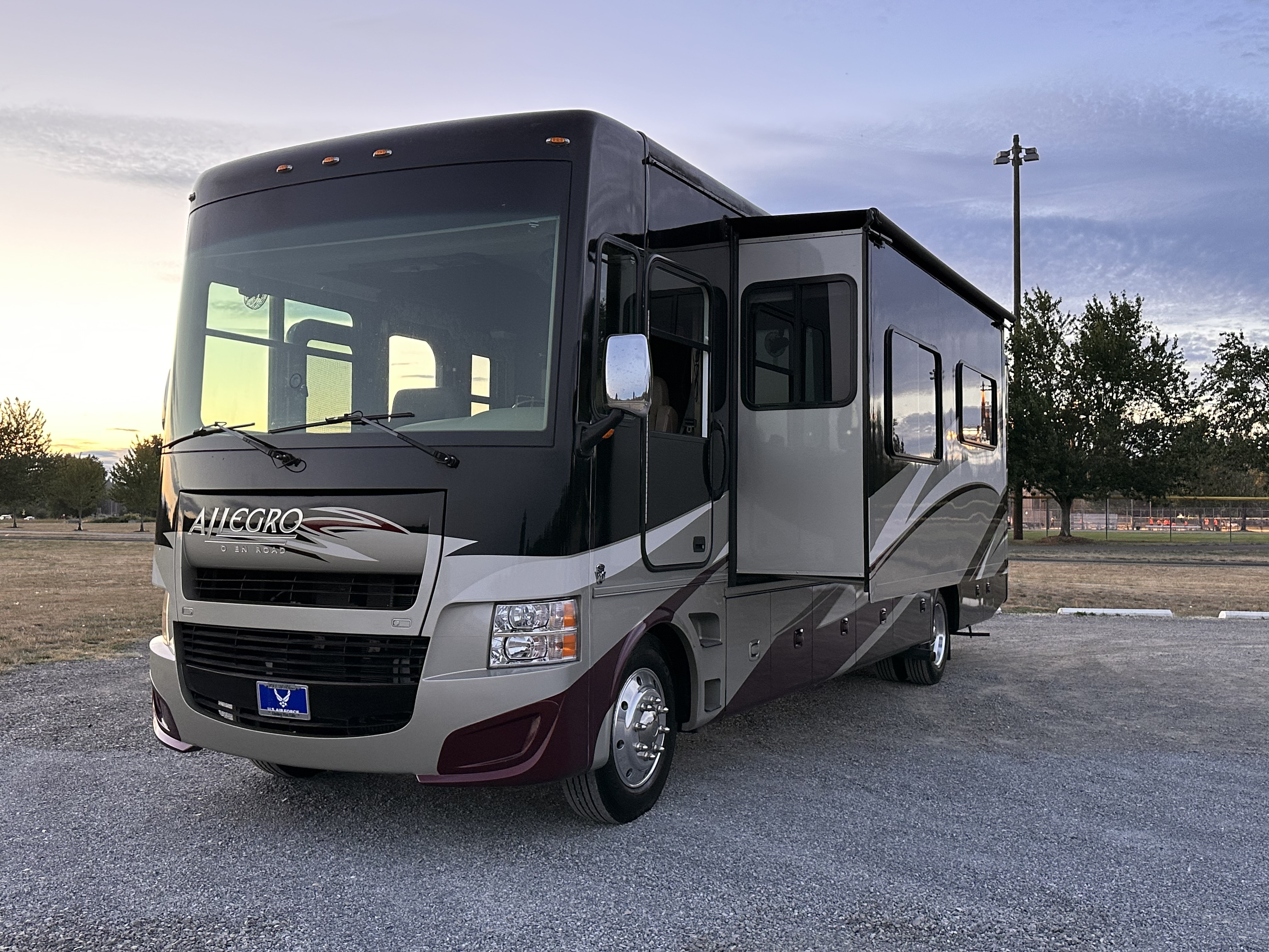 2013 Tiffin Motorhomes ALLEGRO OPEN ROAD 34TGA RV