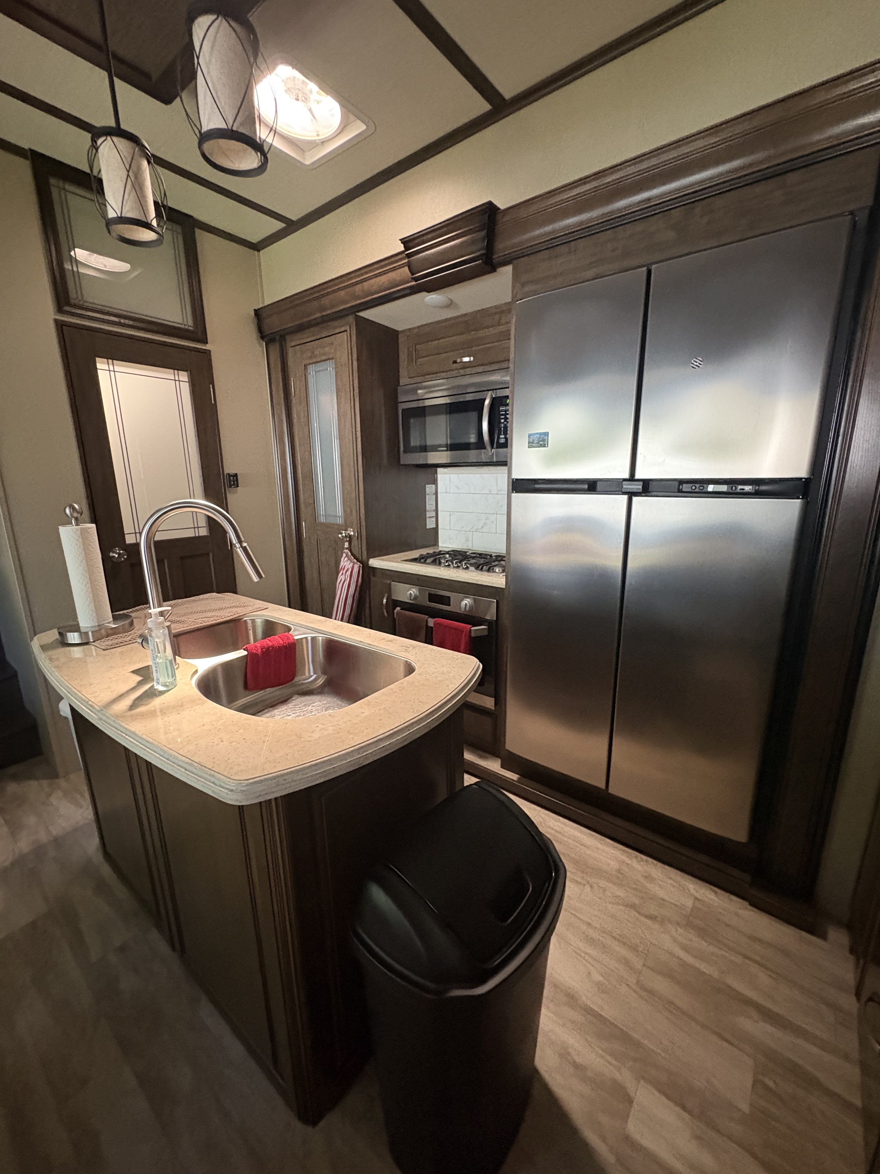 2019 Grand Design SOLITUDE 380FL in nescopeck PA
