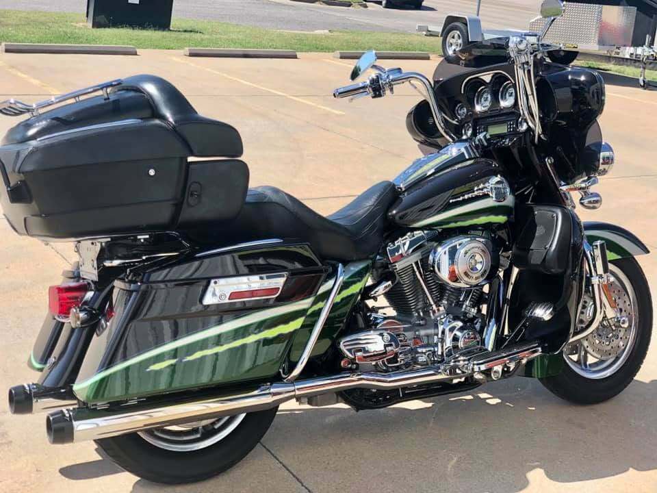 2006 Harley-Davidson ROAD GLIDE® CUSTOM BASE BASE in Hemet, CA