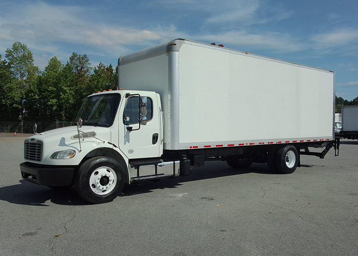 2019 FREIGHTLINER BUSINESS CLASS M2 106 in Charlotte, NC