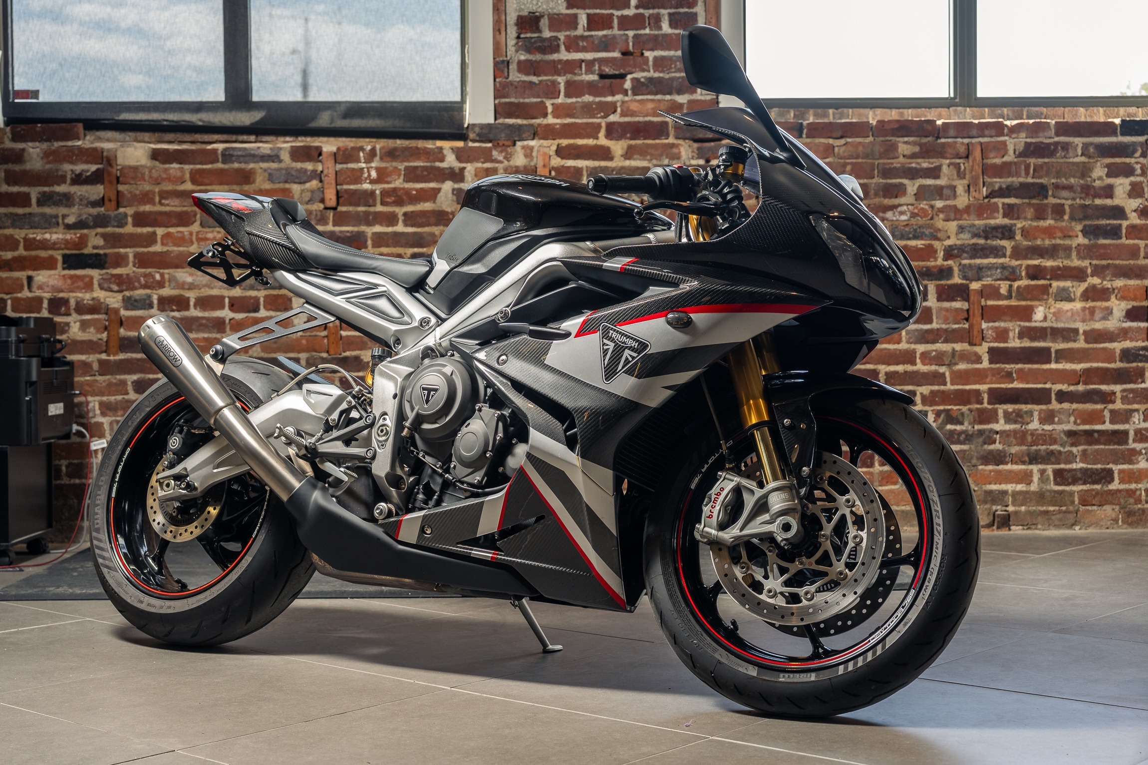 2020 Triumph Daytona Moto2 765 Limited Edition MOTO 2 765 in Saint Louis, MO