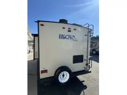 2018 FOREST RIVER FLAGSTAFF MICRO LITE 21FBRS