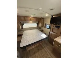 2018 FOREST RIVER FLAGSTAFF MICRO LITE 21FBRS
