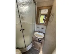 2018 FOREST RIVER FLAGSTAFF MICRO LITE 21FBRS