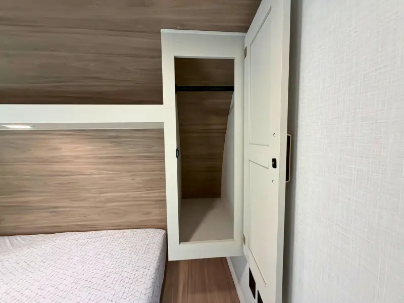 2027 KZ RV Sportsmen 332BHK