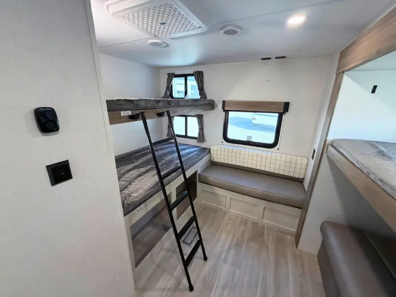2027 KZ RV Sportsmen 332BHK