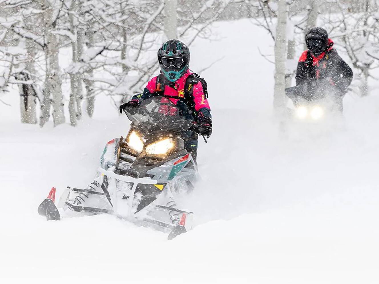 A photo of this 2026 Polaris 550 RMK EVO 144 ES