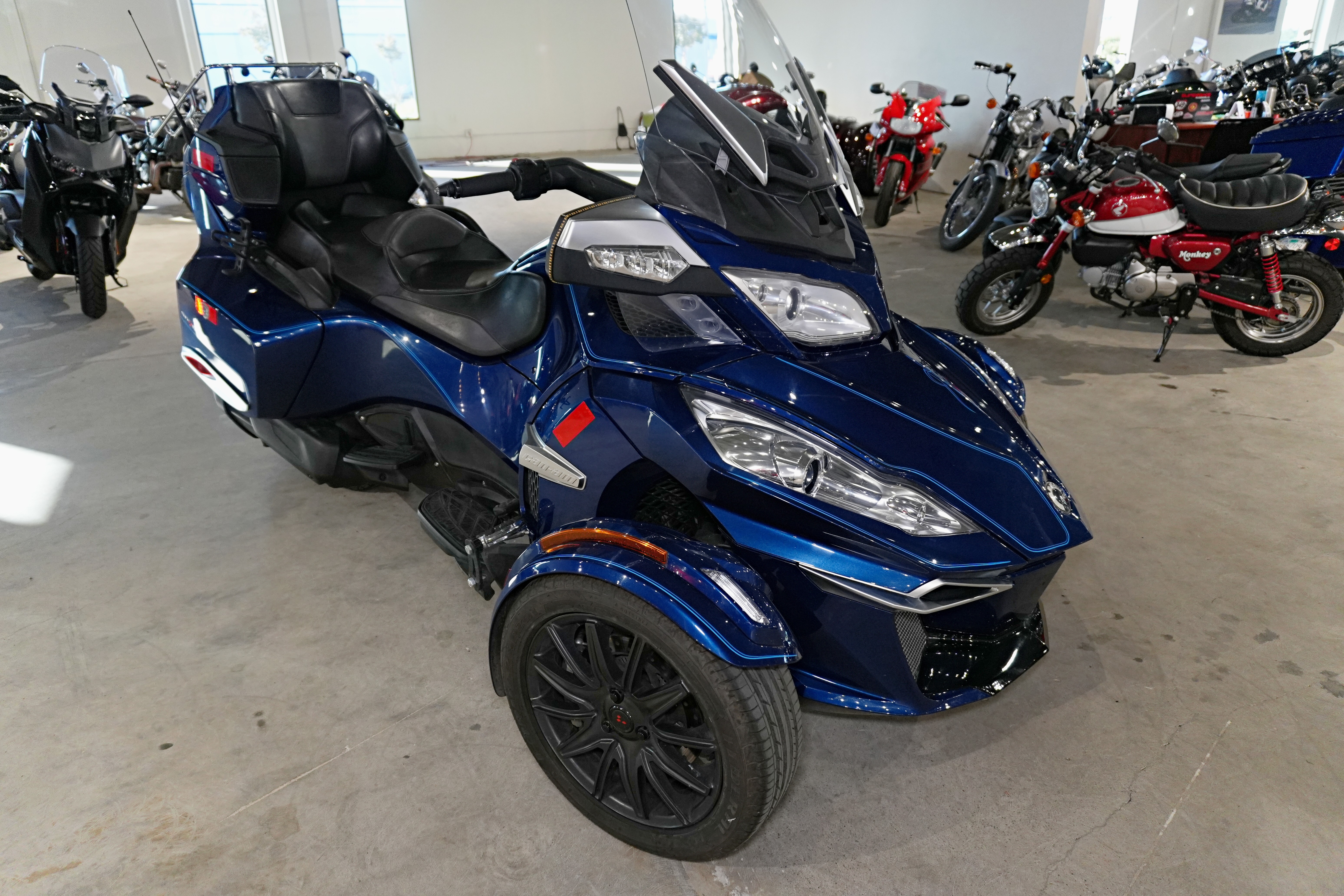 2016 Can-Am SPYDER RT-S RT-S SE5 in Rancho Cordova, CA