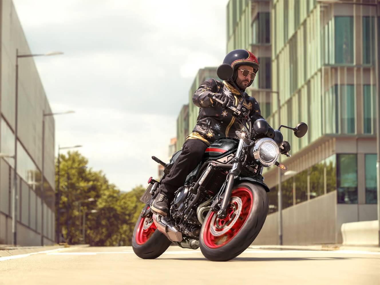 A photo of this 2026 Kawasaki Z650RS ABS