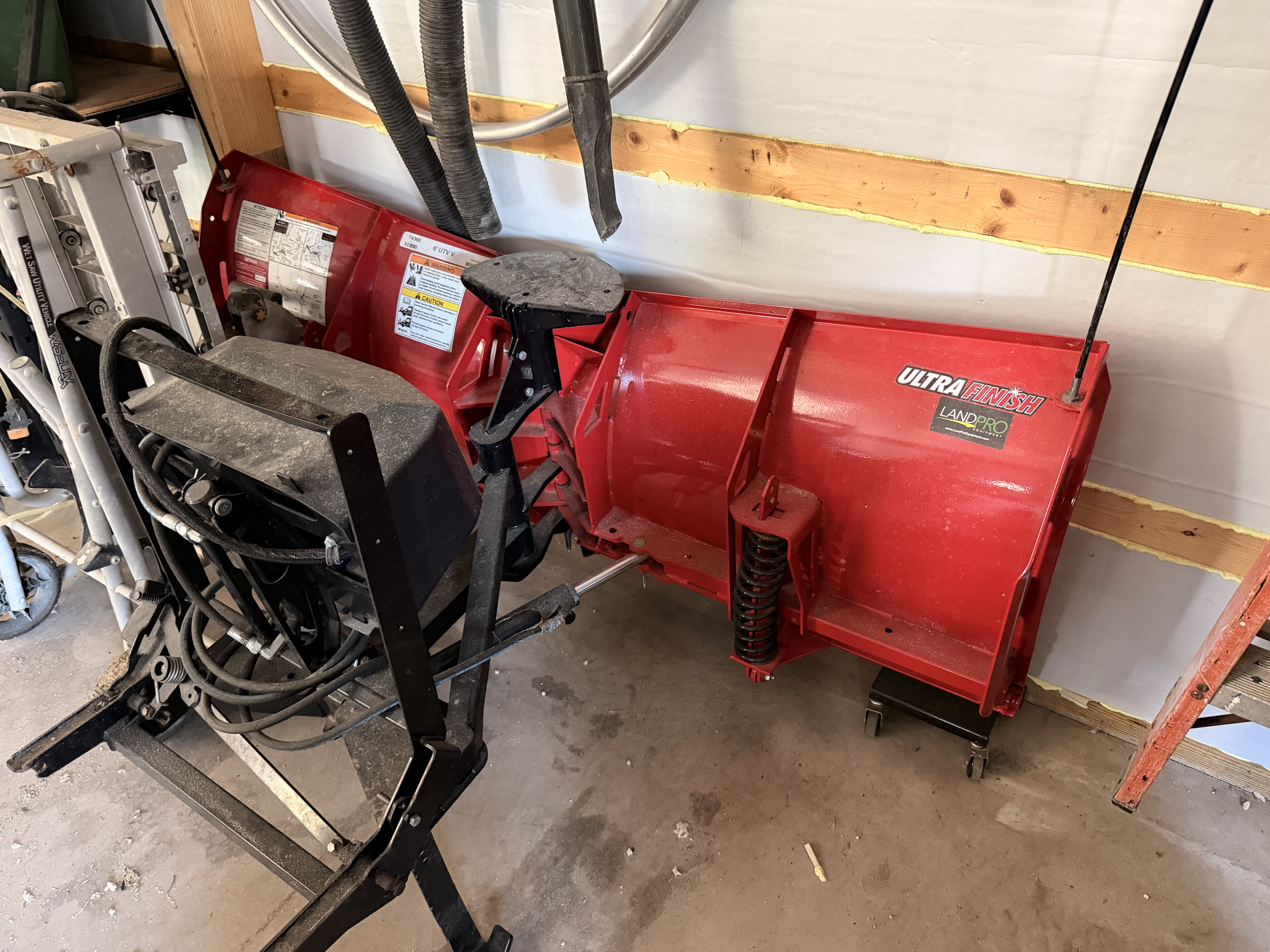 2023 John Deere GATOR XUV835R BASE in webster NY