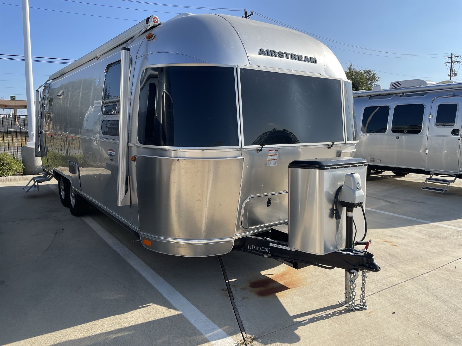 2019 Airstream International 27FBQ in buda TX