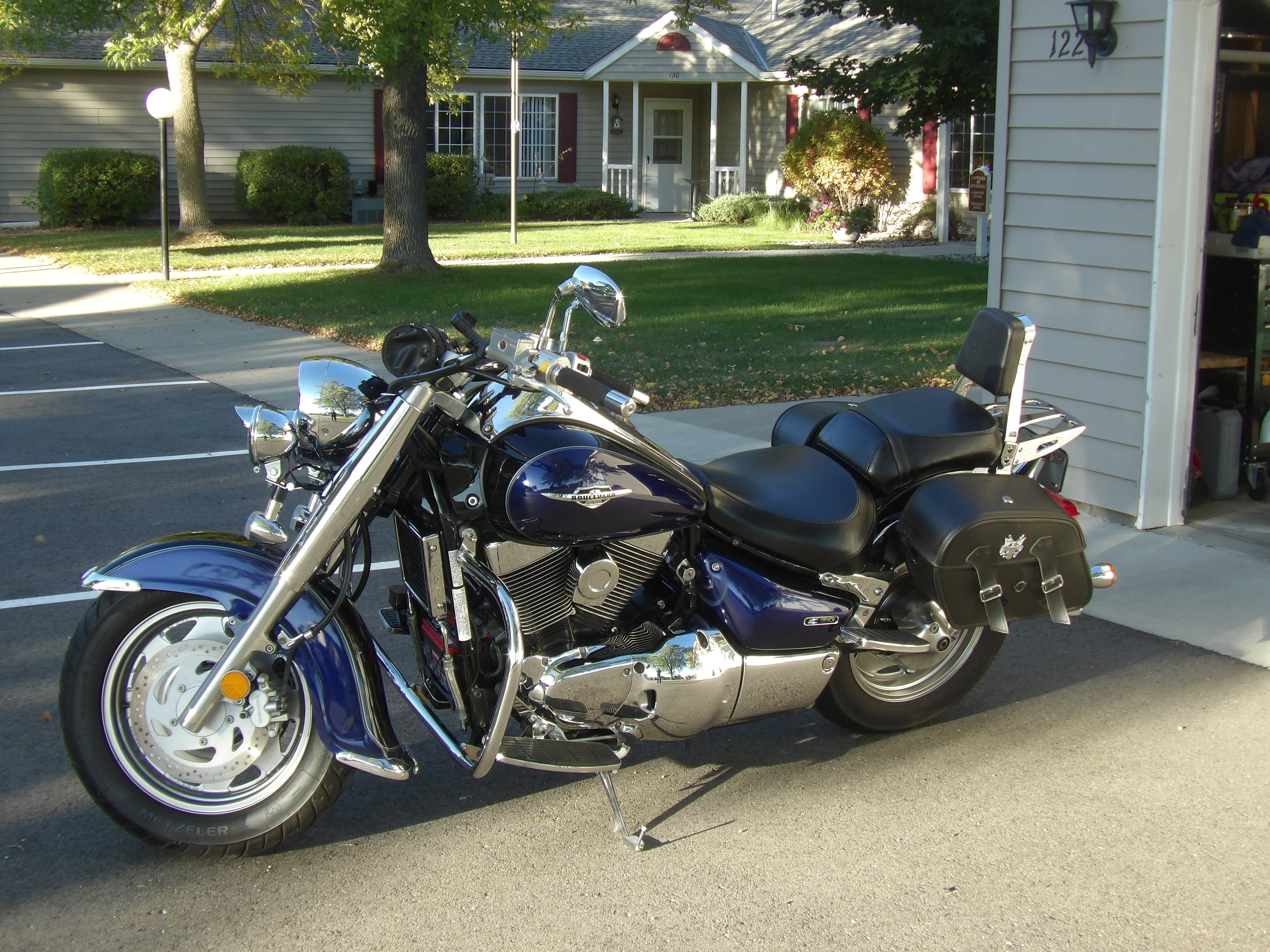 2005 Suzuki BOULEVARD C90 C90 in Annandale, MN