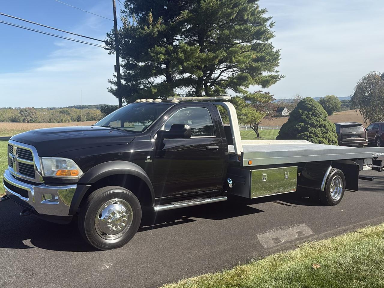 2012 DODGE RAM 5500 in Orefield, PA