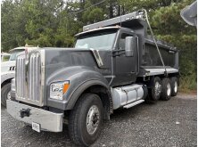 Commercial Truck Trader Spotlight: Kenworth W990 image