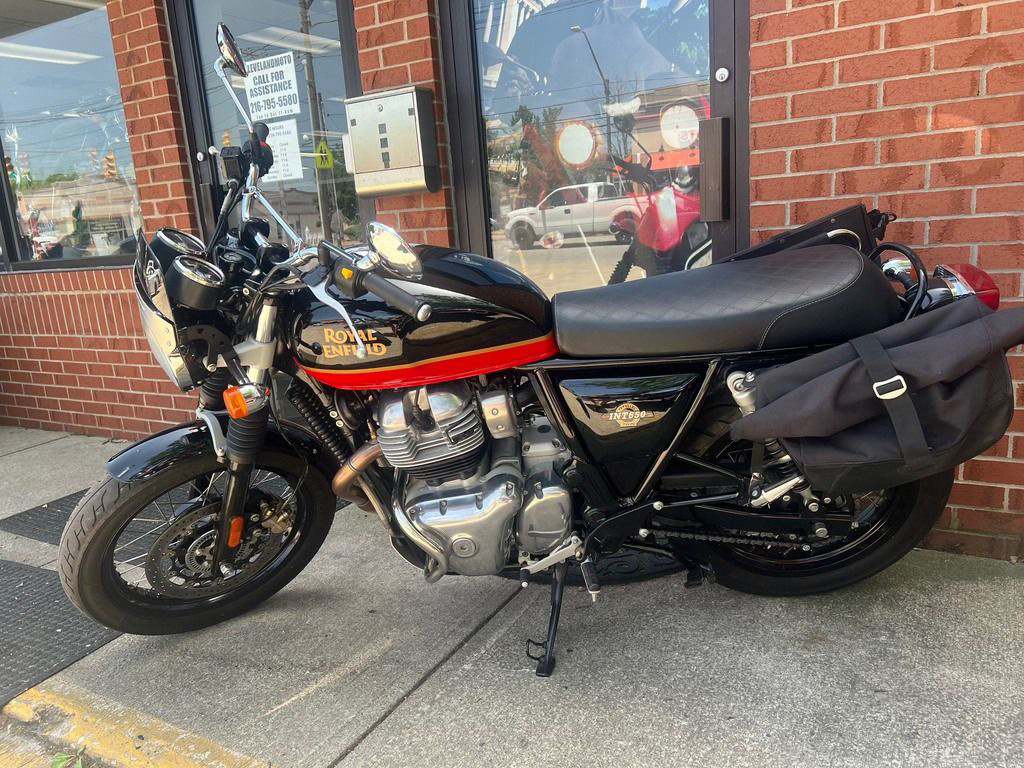 2023 Royal Enfield Twins INT650 Sunset Strip in Cleveland, OH