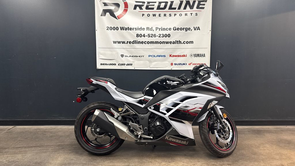 2014 Kawasaki Ninja 300 SE 300 SE in Prince George, VA