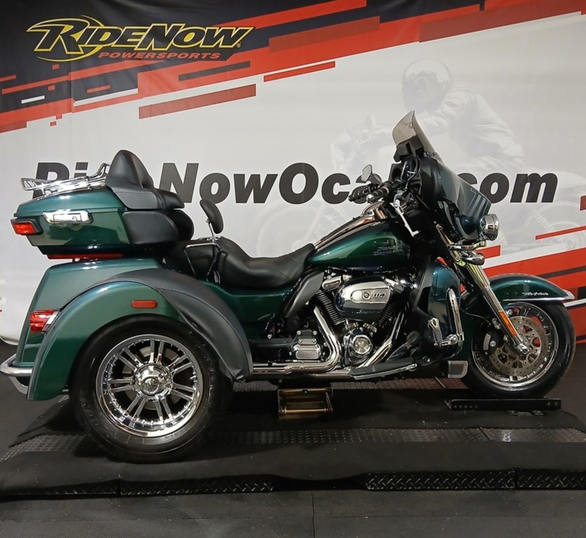2021 Harley-Davidson Trike FLHTCUTG - Tri Glide Ultra ULTRA CLASSIC® in Ocala, FL