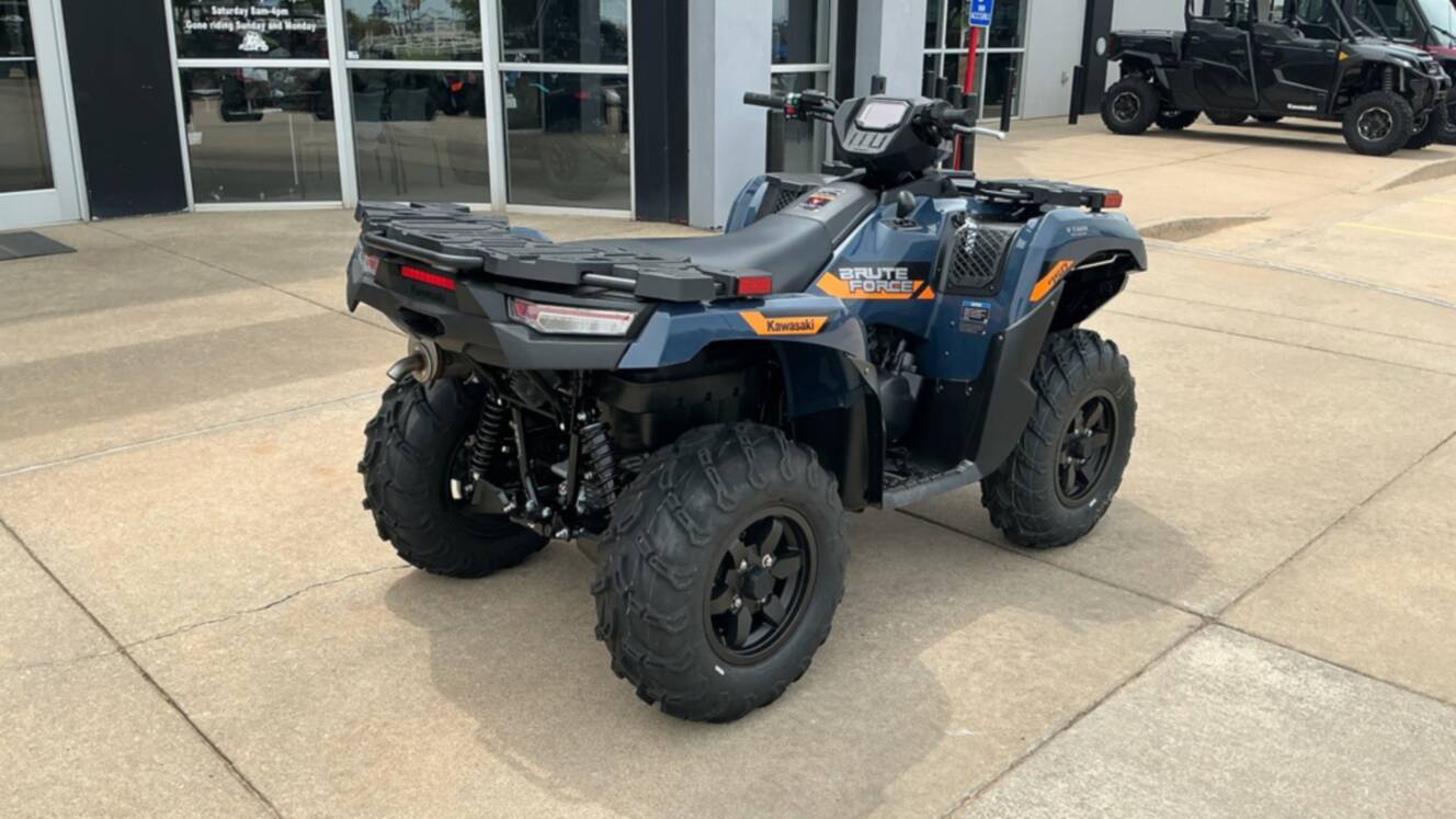 A photo of this 2026 Kawasaki Brute Force 750 EPS