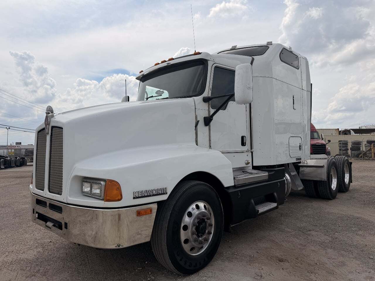 2007 KENWORTH T600 in Houston, TX