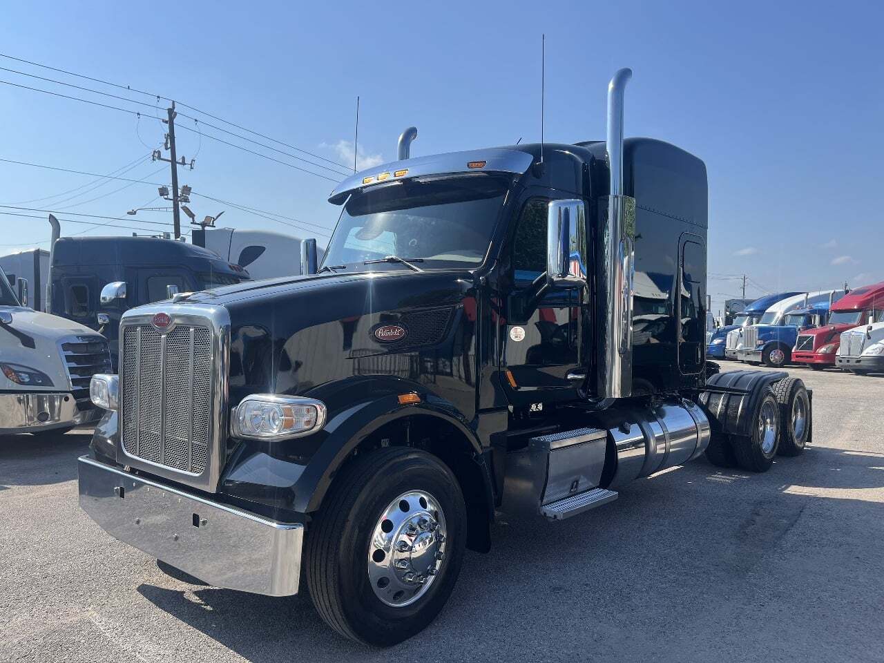 2022 PETERBILT 567 in Houston, TX
