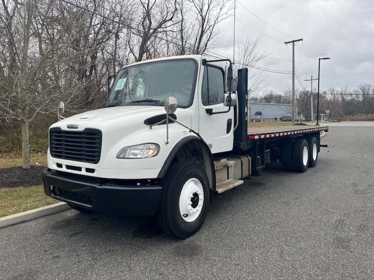 2020 FREIGHTLINER BUSINESS CLASS M2 106 in Swedesboro, NJ
