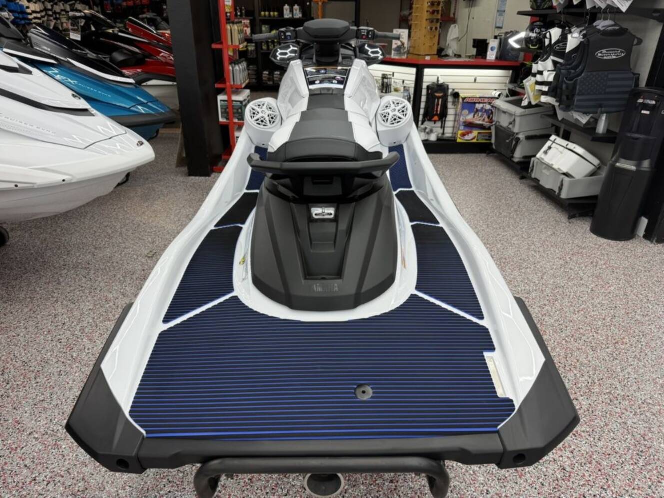 A photo of this 2026 Yamaha Waverunners VX® Deluxe with Audio