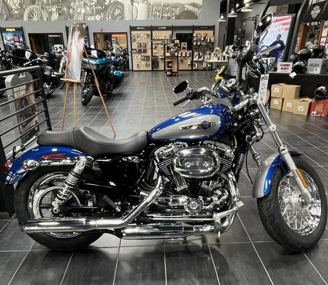 2017 Harley-Davidson 1200 Custom in Lebanon, NJ