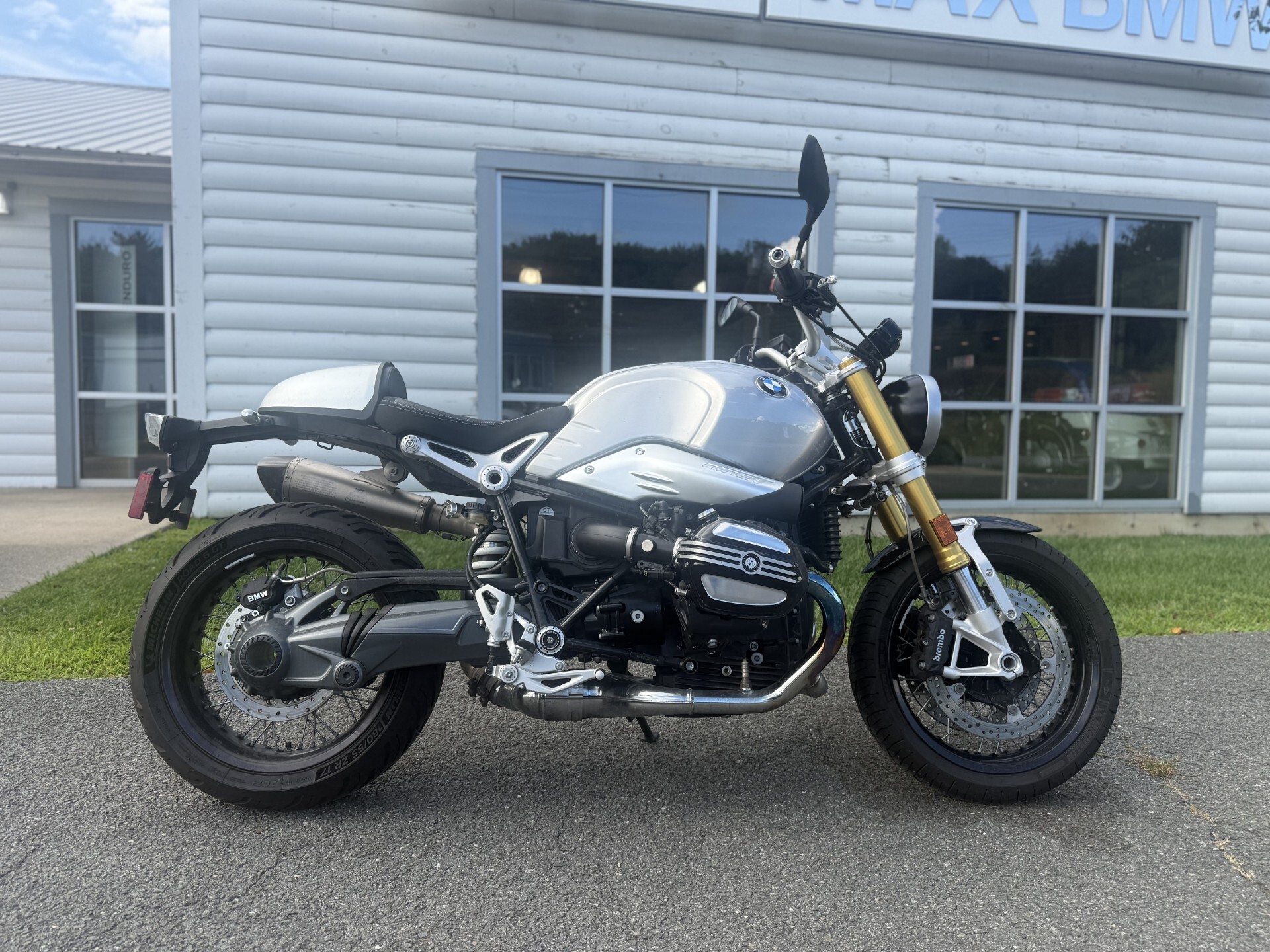 2015 BMW R NINE T in Brunswick, NY