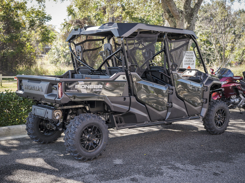 2025 Honda® Pioneer 1000-6 Deluxe Crew in deland FL
