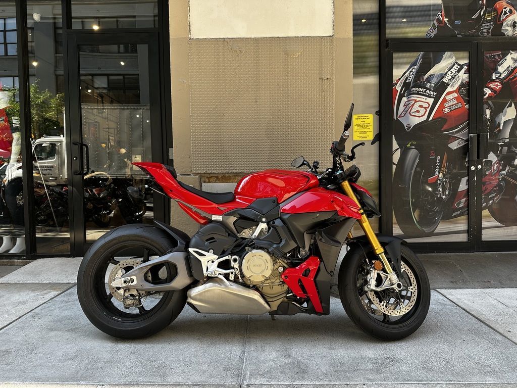 2025 Ducati Streetfighter V4 S Ducati Red V4 S in New York, NY