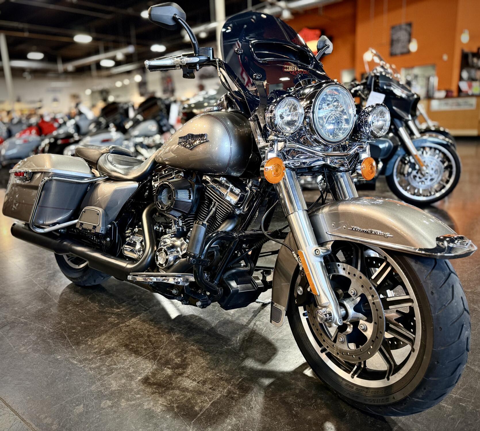 2016 Harley-Davidson Road King 103 BASE in Santa Maria, CA