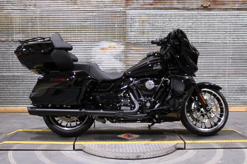 2026 Harley-Davidson STREET GLIDE LIMITED LIMITED in Texarkana, TX