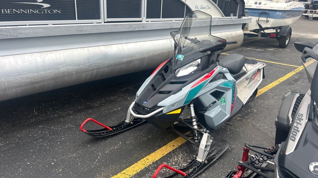 2024 Polaris® Indy EVO 550 121 in houghton lake MI
