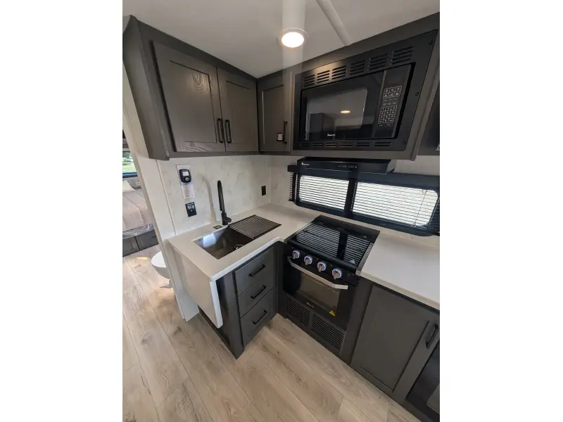 2027 Forest River Rockwood Ultra Lite 2618RD