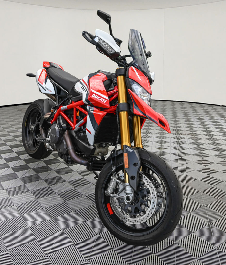 2025 Ducati Hypermotard 950 SP Special Livery 950 SP in Hendersonville, NC
