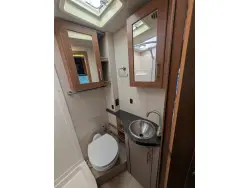 2016 Winnebago Navion 24G