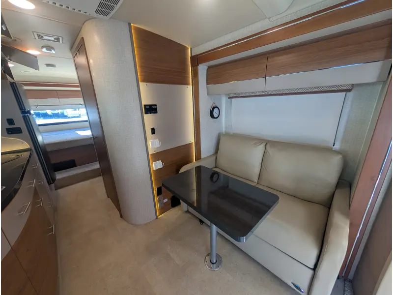2016 Winnebago Navion 24G