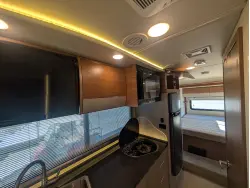 2016 Winnebago Navion 24G