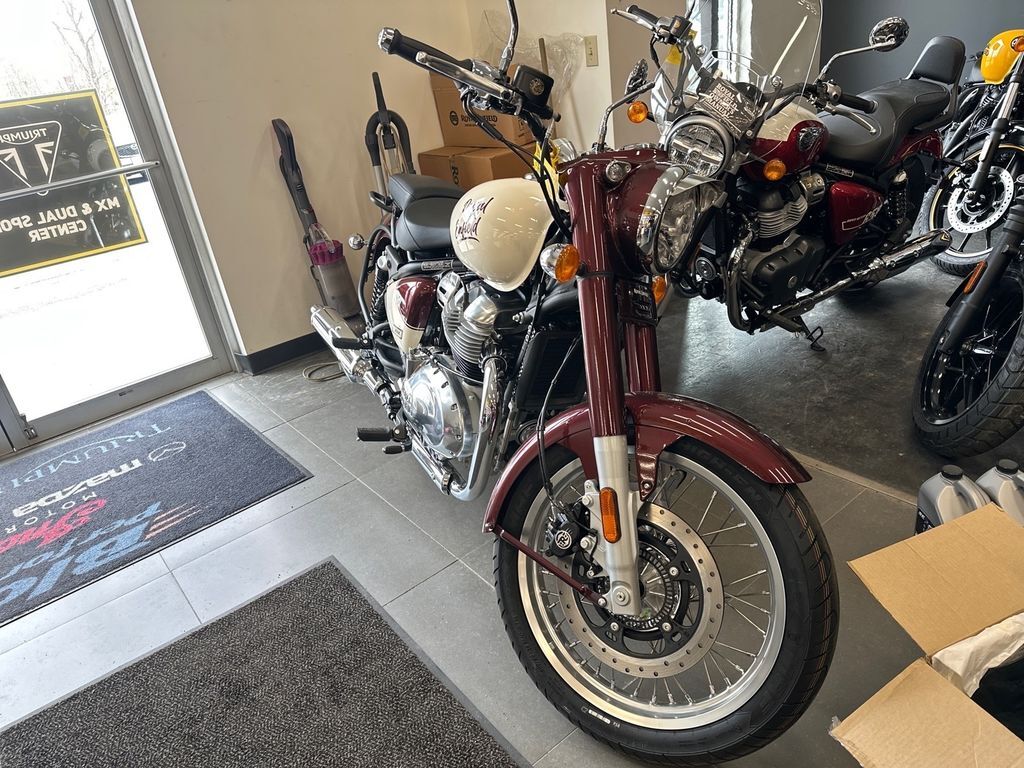 2026 Royal Enfield CLASSIC in Augusta, ME