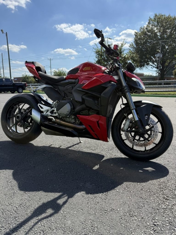 2023 Ducati Streetfighter V2 Ducati Red in charlotte NC