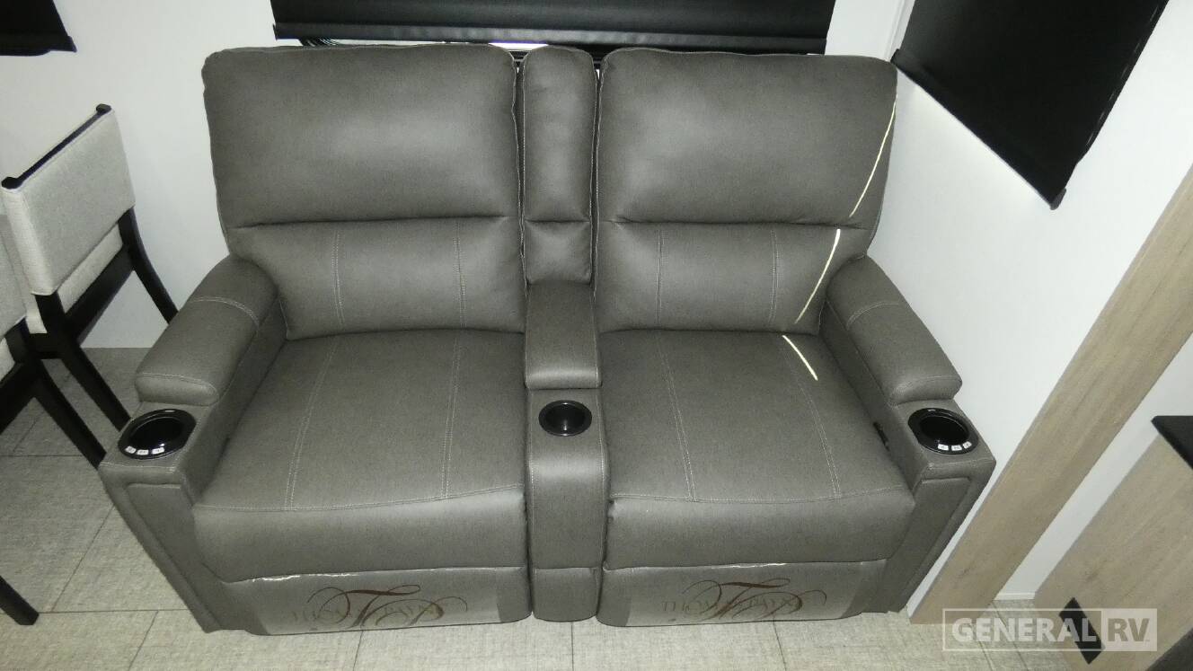 A photo of this 2025 Grand Design IMAGINE 2970RL