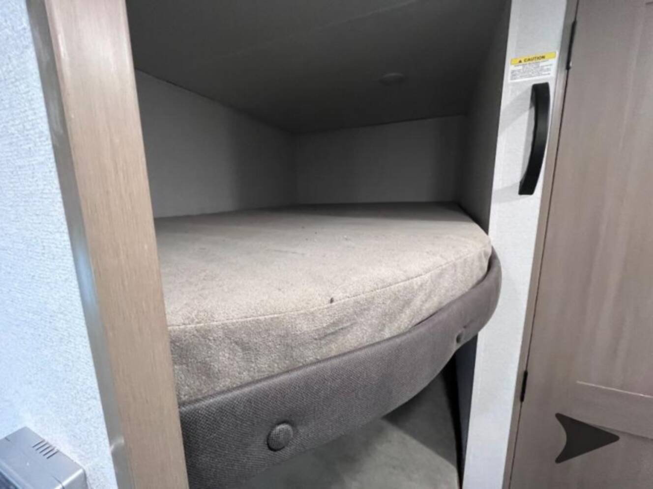 A photo of this 2027 Jayco Jay Flight SLX 260BHW