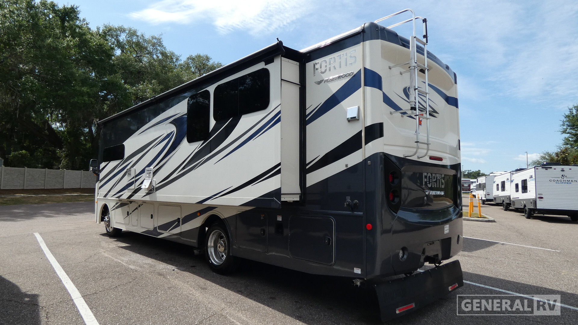 2022 Fleetwood FORTIS 32RW in fort myers FL