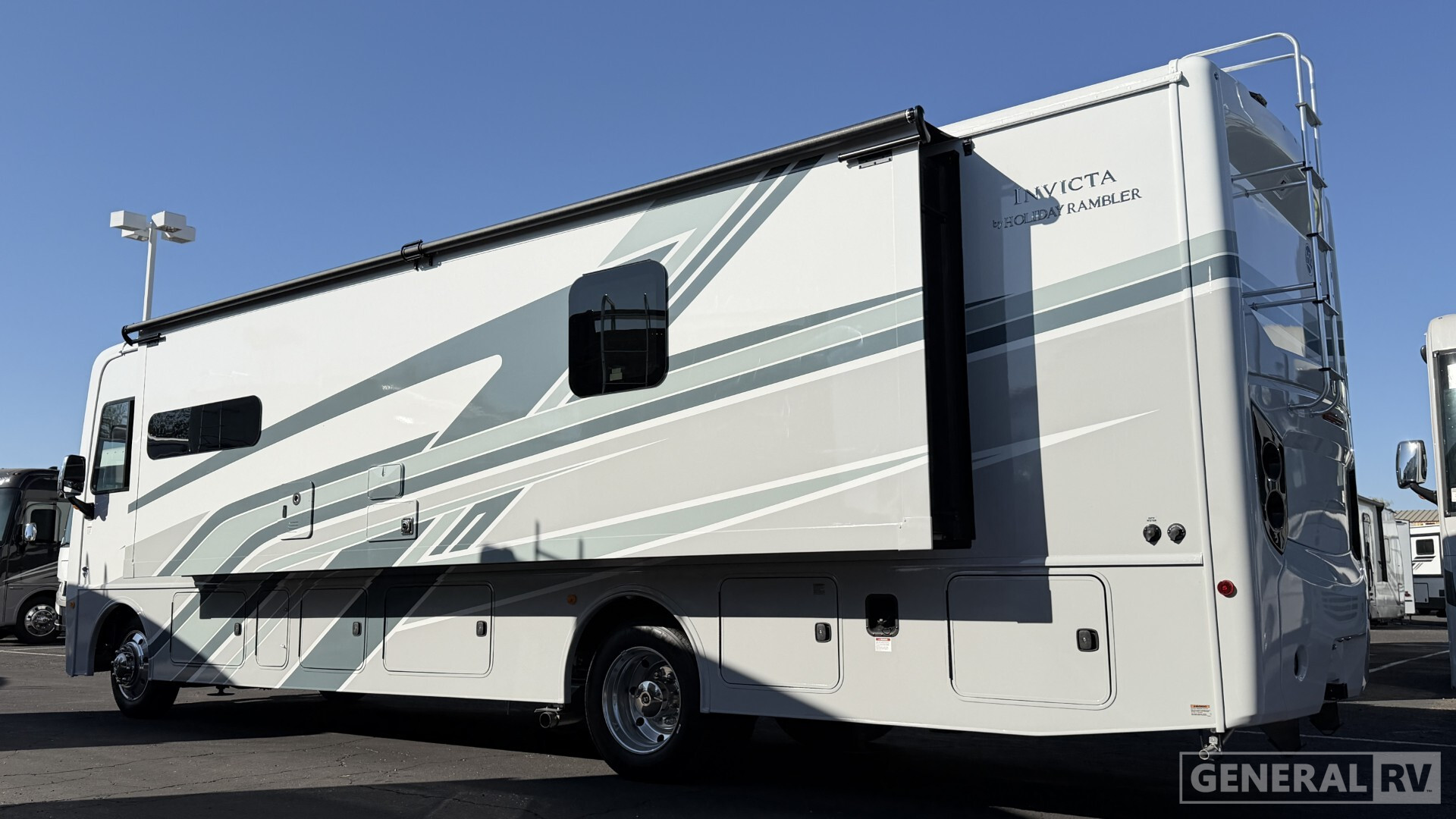 2026 Holiday Rambler INVICTA 33HB in longmont CO