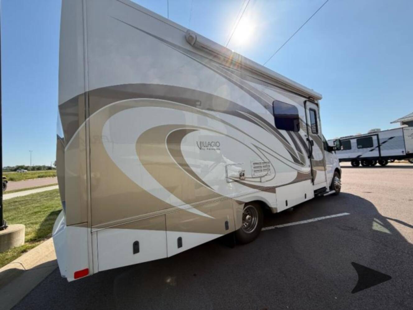 A photo of this 2016 Renegade Villagio 25MBS