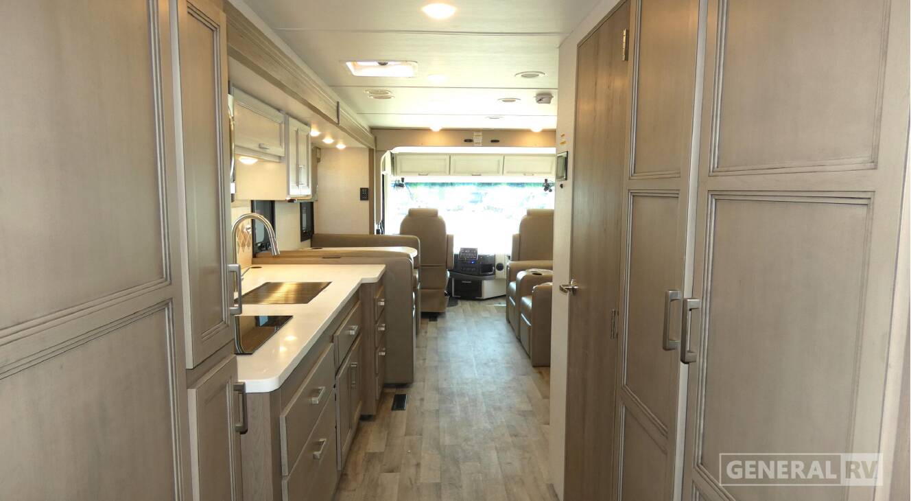 A photo of this 2026 Thor Motor Coach PALAZZO GT 33.6