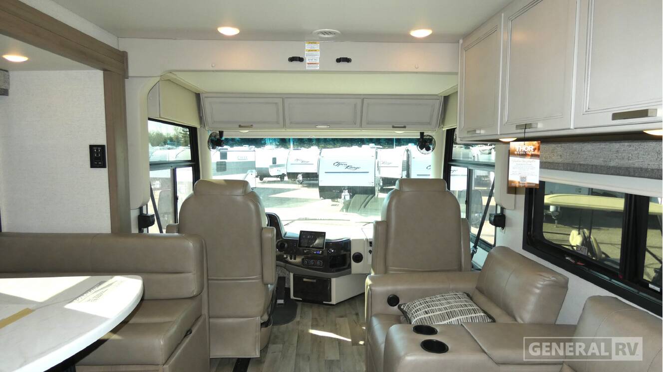A photo of this 2026 Thor Motor Coach PALAZZO GT 33.6
